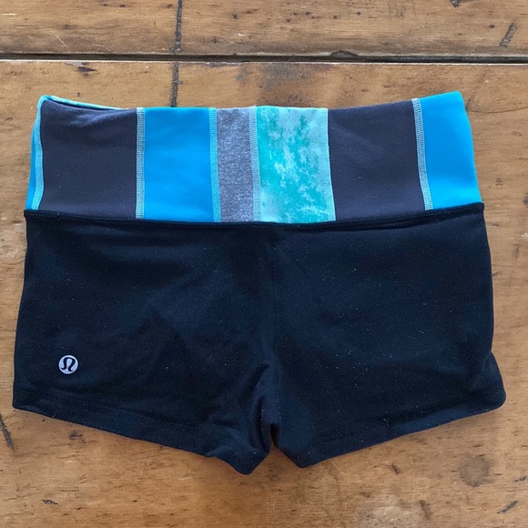 Lulu bike shorts - Picture 2 of 2